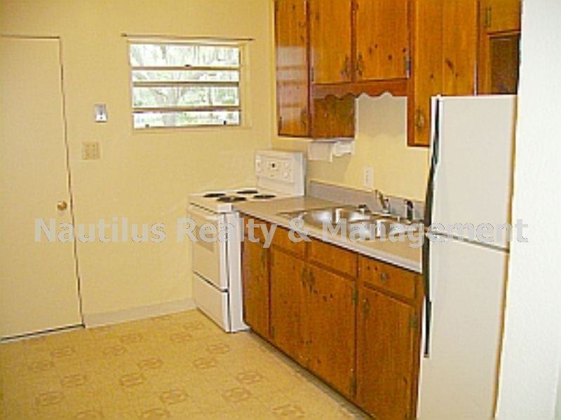 5127 Thornton Ln - Photo 2 of 6