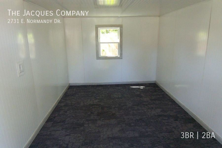 2731 E Normandy St - Photo 3 of 18