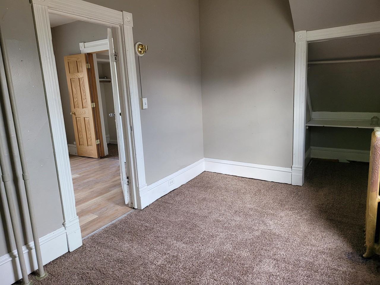 610 9th Avenue East #2 - Photo 6 of 7