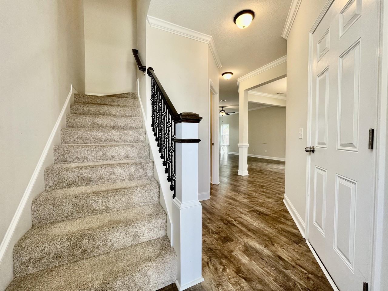 759 Fairview Cir #1 - Photo 3 of 30