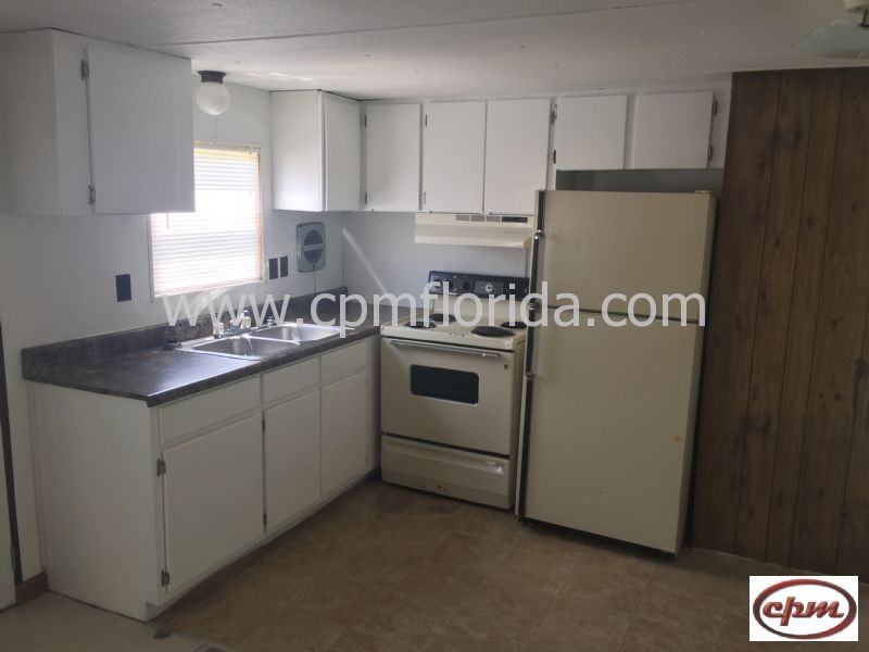 305 Concordia Blvd - Photo 2 of 10