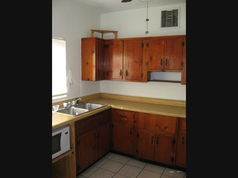 1786 Cedarwood Dr - Photo 3 of 6