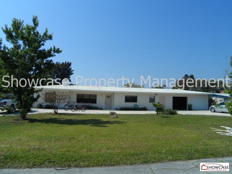 74 W Bay Dr - Photo 2 of 10