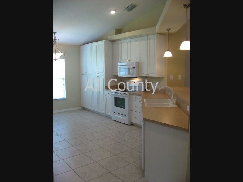 7153 Egbert St - Photo 2 of 5