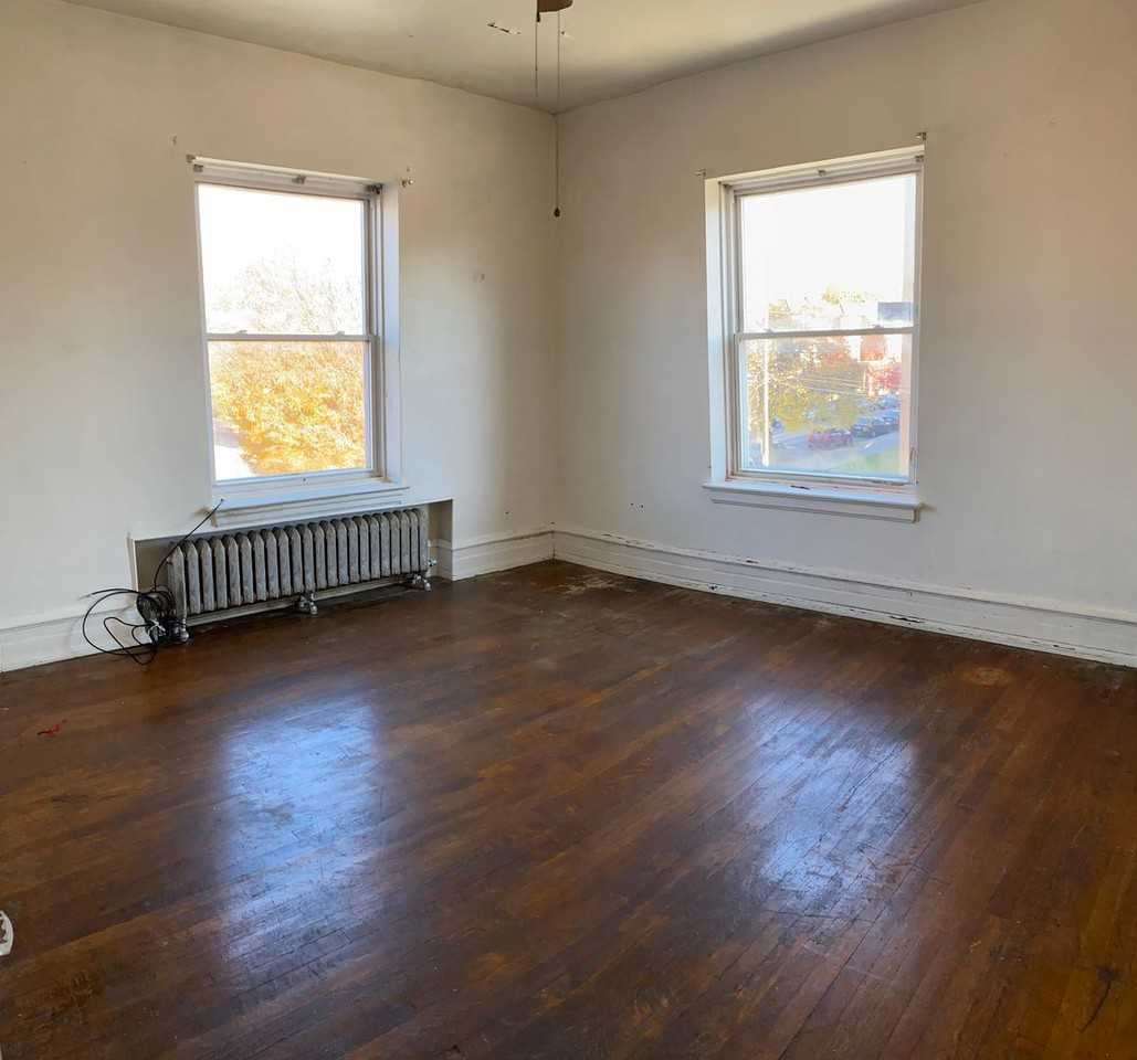 342 N DUKE STREET - Photo 2 of 9