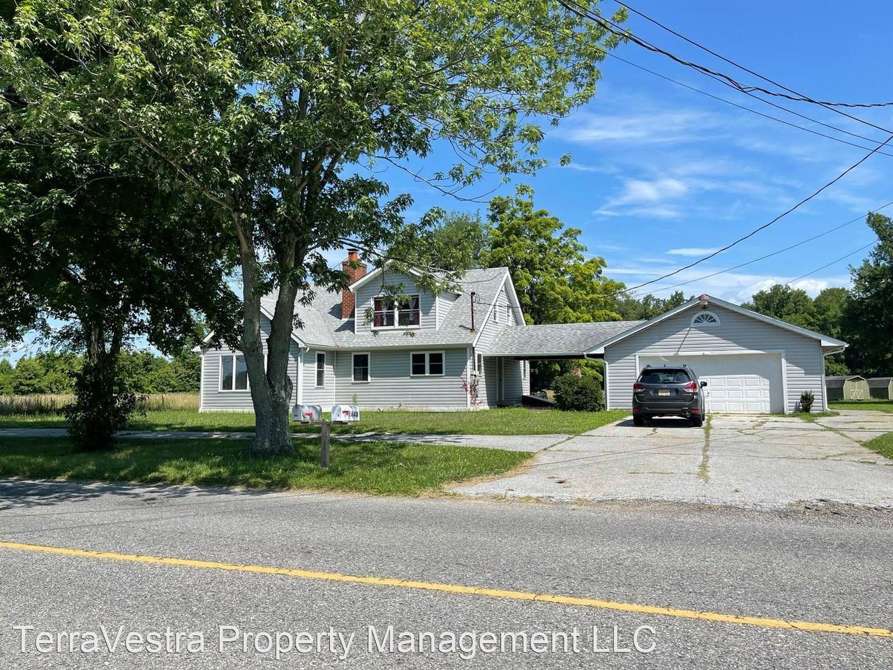 164 Quaker Neck Road - Photo 2 of 32