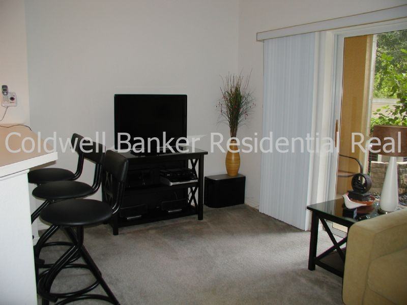 8693 Athena Ct - Photo 3 of 12