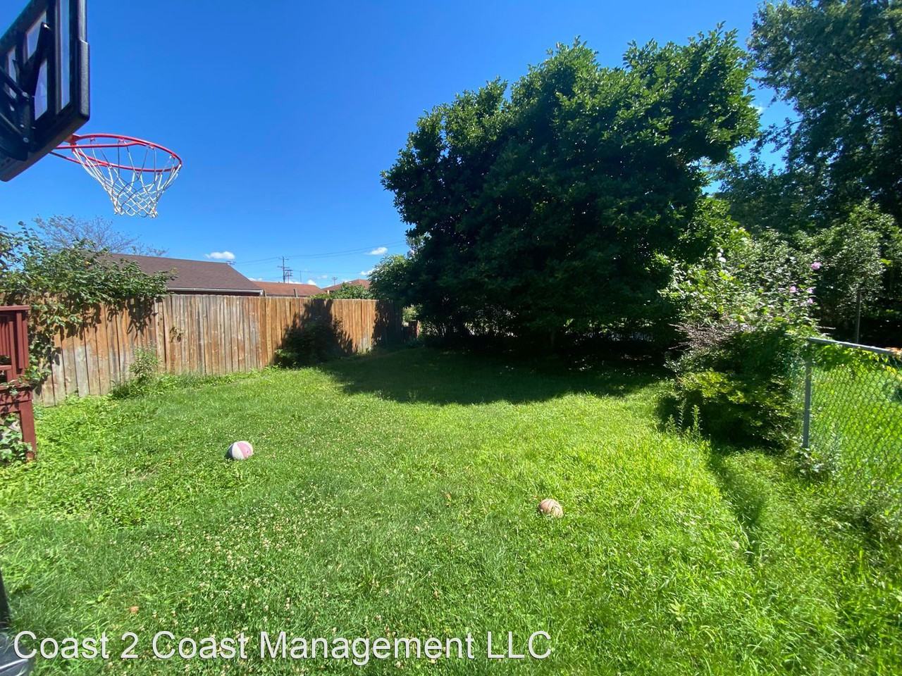 814 Vankirk St - Photo 2 of 21