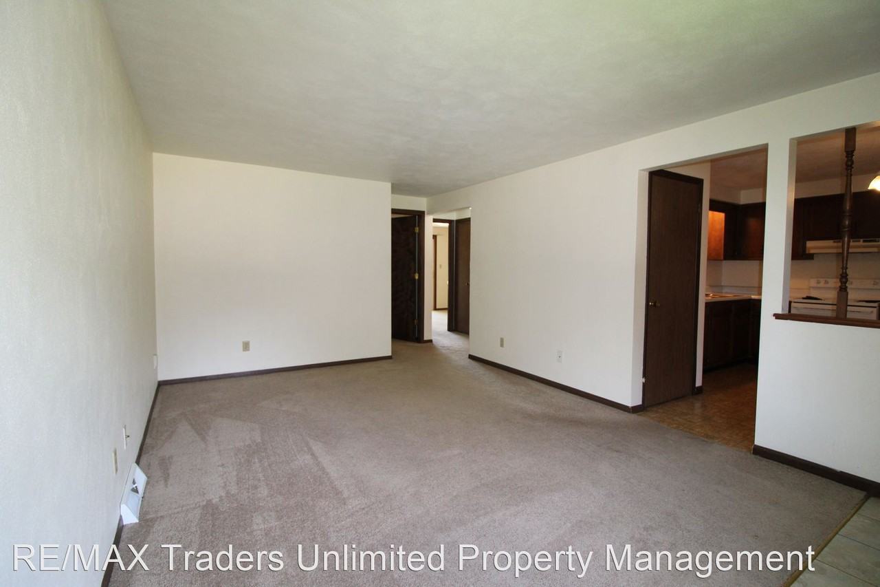 113 Shoshone Drive - Photo 3 of 13