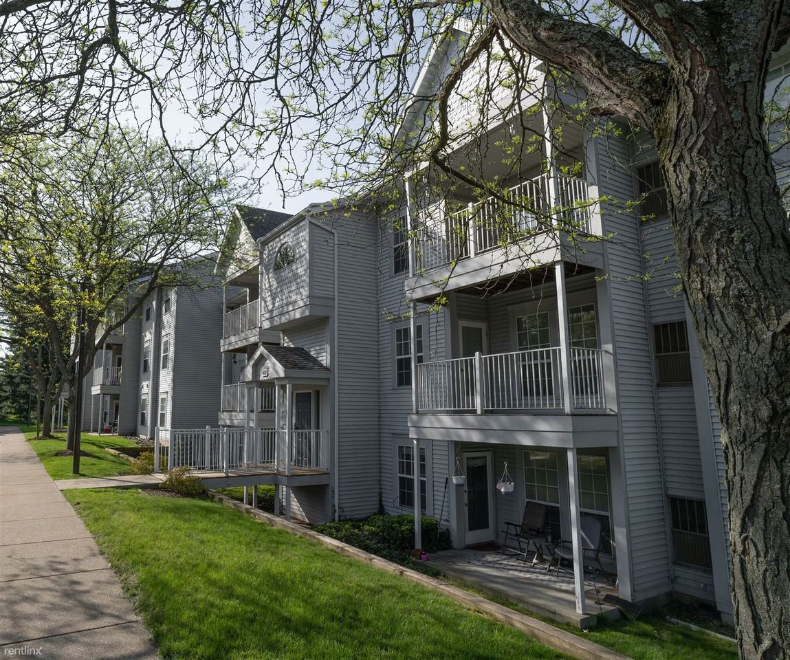Pinewood Glen Apartments 4139 Valley Ridge Dr, Westwood, MI 49006