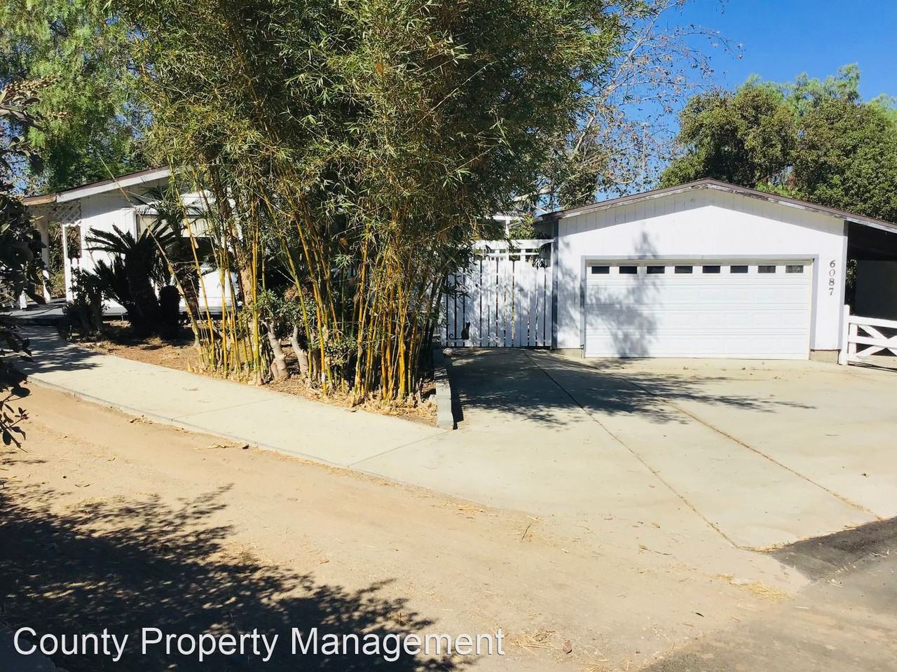 6087 E Los Angeles Ave - Photo 2 of 20