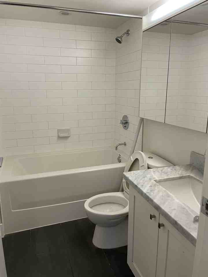 888 Homer Street - Photo 5 of 9