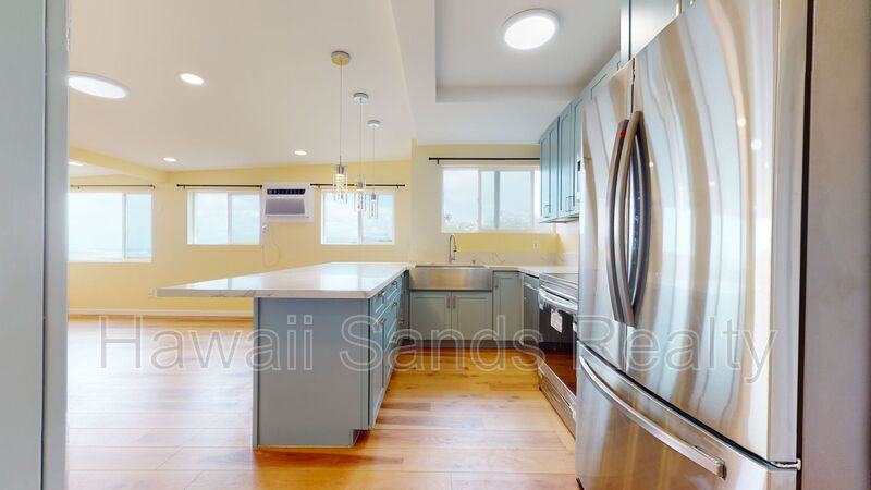 1242 Mamalu St #2 - Photo 5 of 39