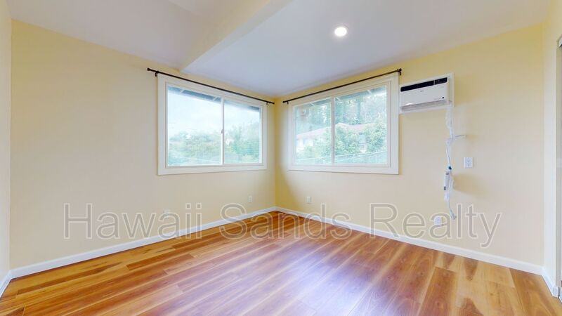 1242 Mamalu St #2 - Photo 6 of 39