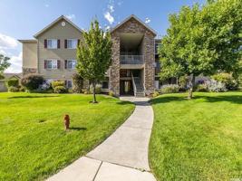 featured image of 1656 Westbury Way #G