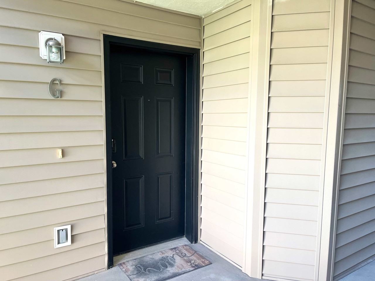 1656 Westbury Way #G - Photo 5 of 32