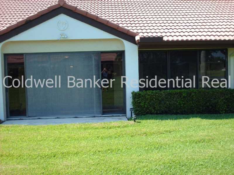 8210 Mooring Cir - Photo 3 of 24