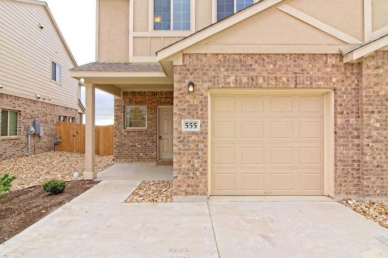 555 White Steppe Way - Photo 2 of 35