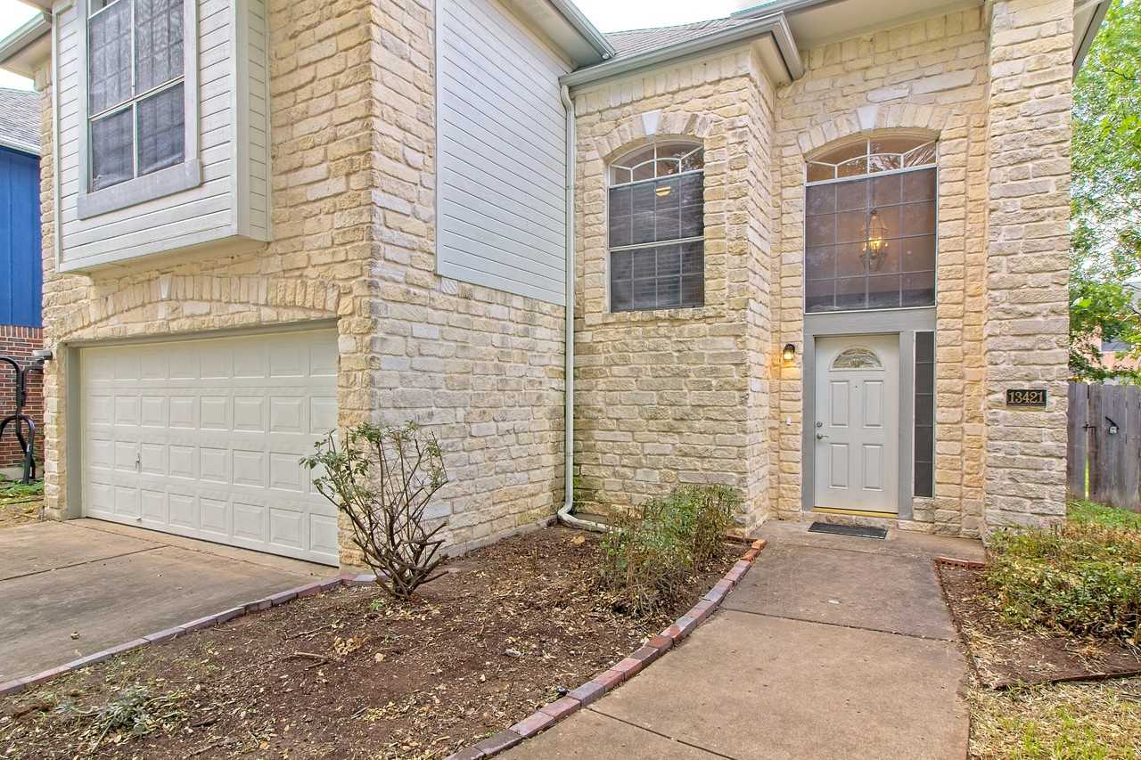 13421 Tossa Ln - Photo 7 of 26