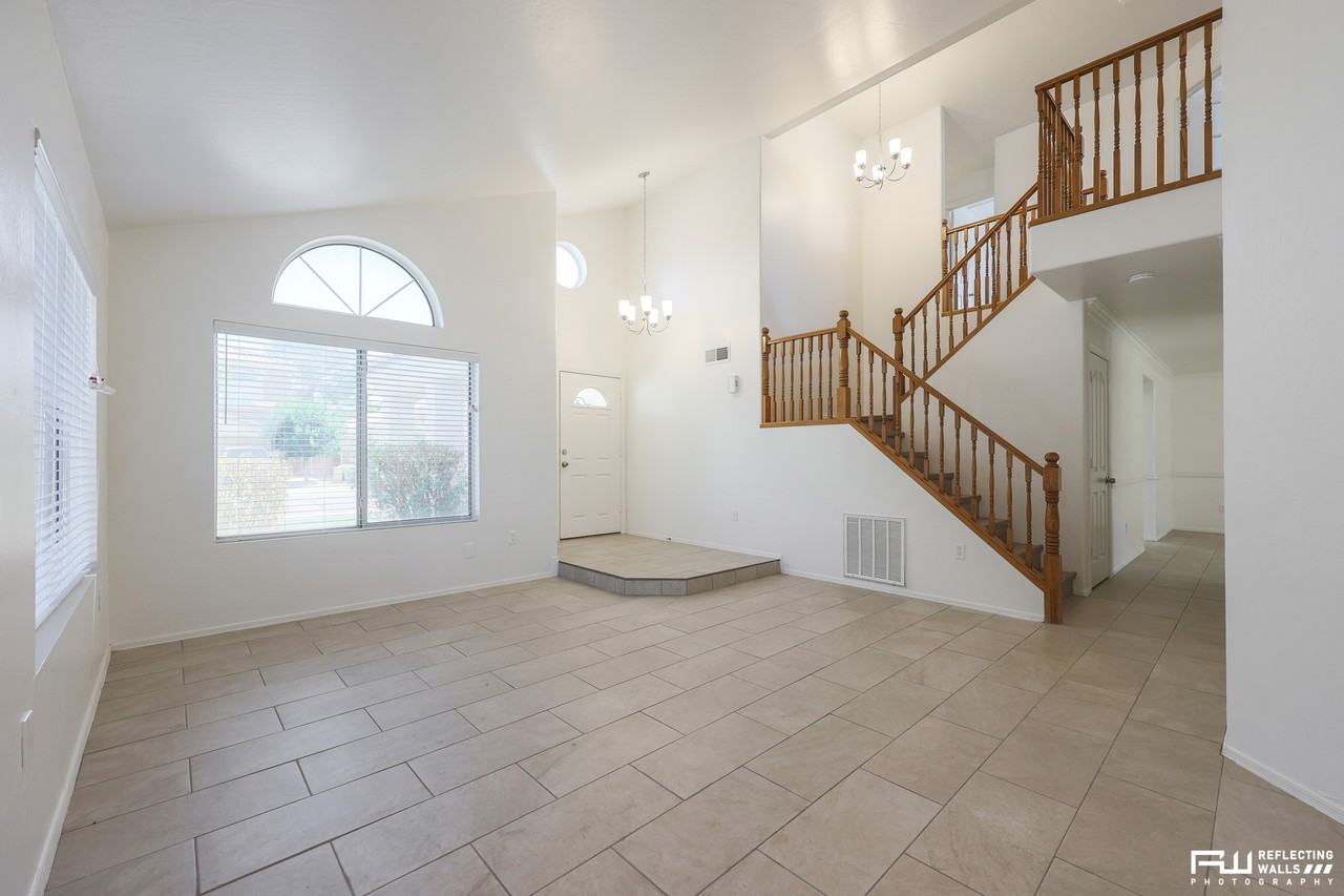 2238 E Bel Air Ln - Photo 6 of 50