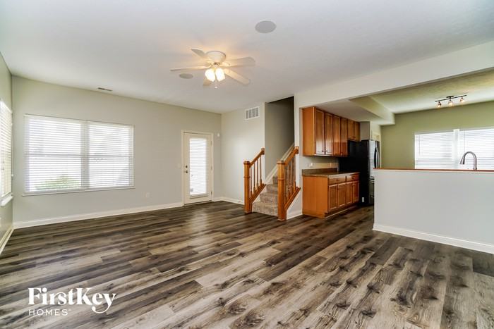 1964 Caplinger Dr - Photo 3 of 15