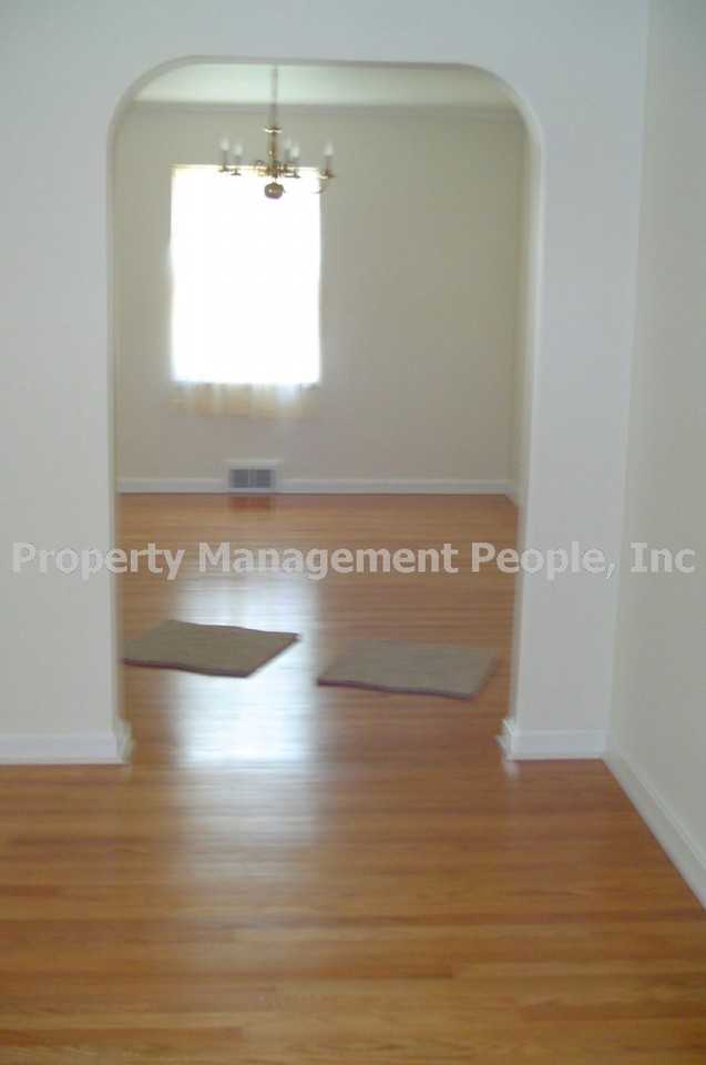 603 Biggs Ave - Photo 3 of 4