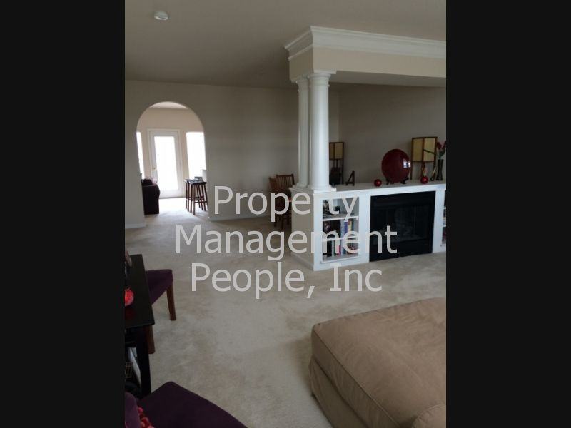 1822 Monocacy View Cir #B - Photo 2 of 14