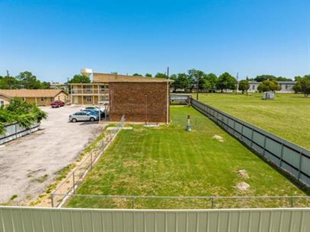 Paradise Cove - Photo 3 of 4