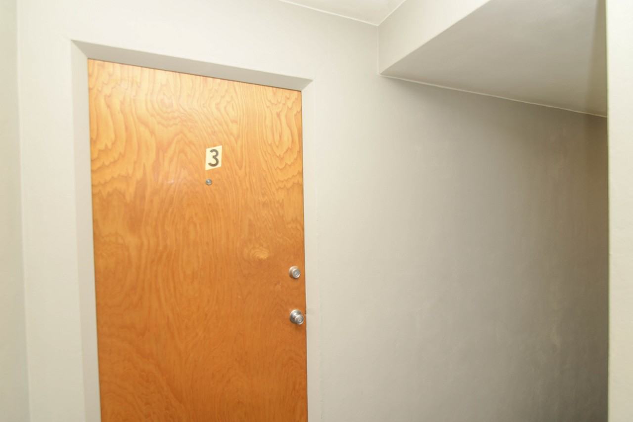 214 W Atchison St #3 - Photo 7 of 11