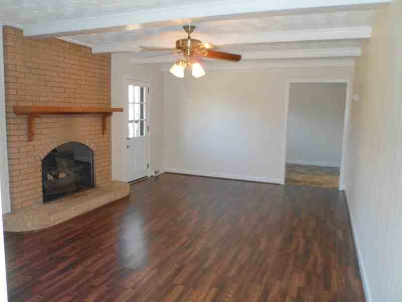 3509 E North St - Photo 3 of 6