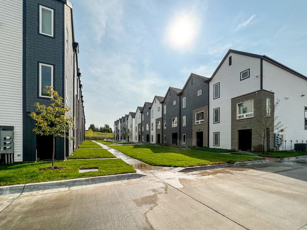 Juniper Rows at Deer Creek - Photo 2 of 43