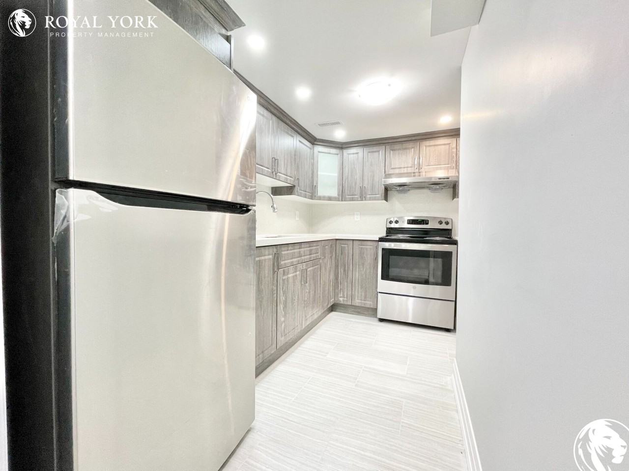 340 Burrows Hall Blvd #2 - Photo 2 of 29