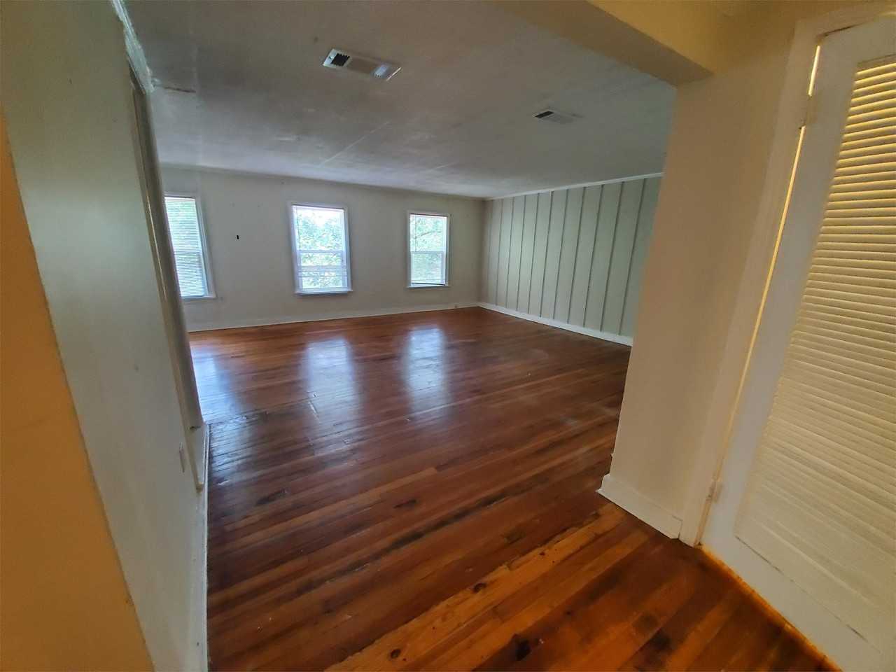 3906 Council Cir #C - Photo 5 of 12