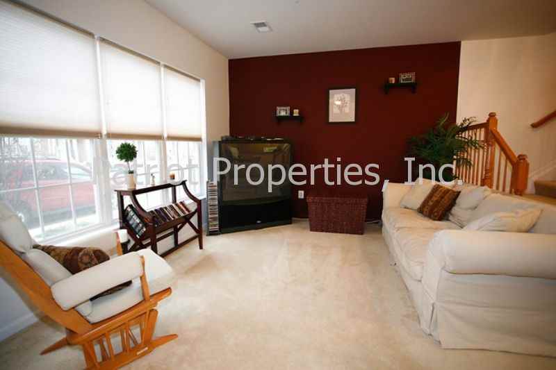 42257 Black Rock Terrace - Photo 2 of 25