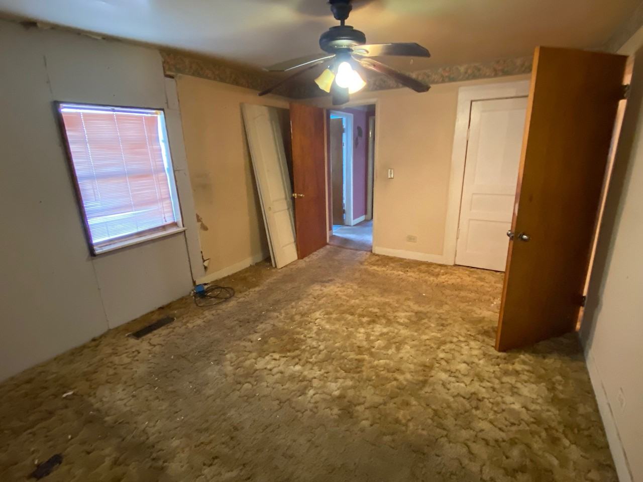 502 64th St #1 - Photo 2 of 24