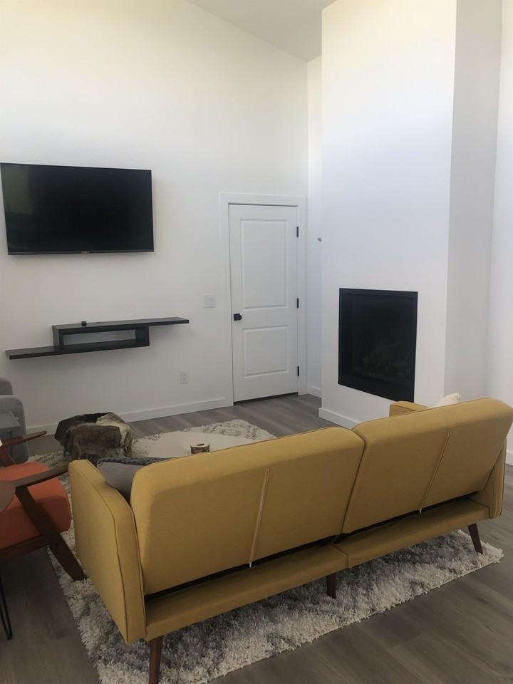 16 Reflection Way #1 - Photo 3 of 8