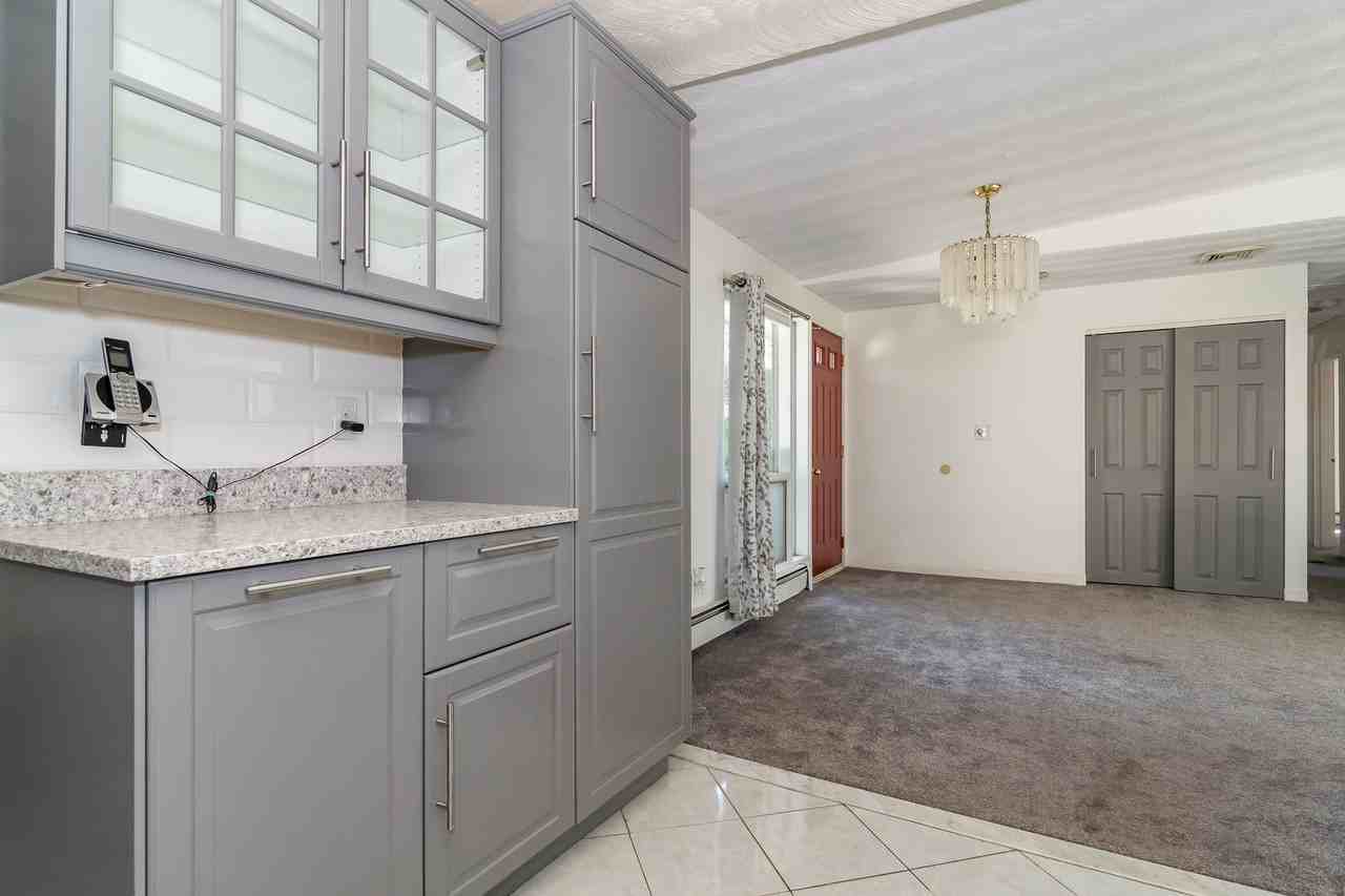 14 Rosslare Rd #1 - Photo 4 of 19