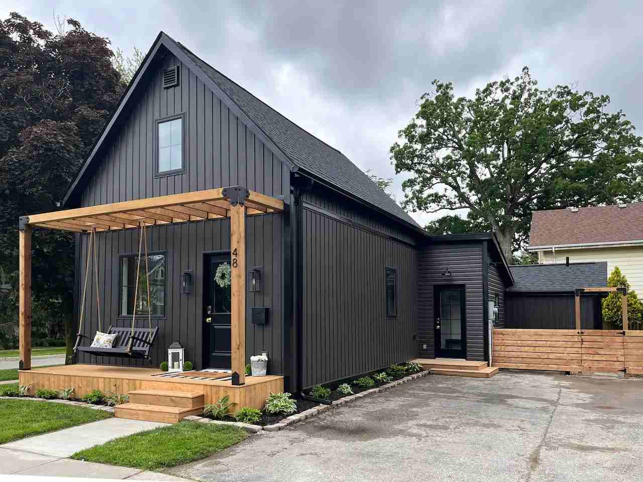 48 Queen Street - Photo 3 of 24