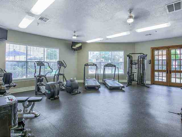 8110 S 107th East Ave - Photo 6 of 27