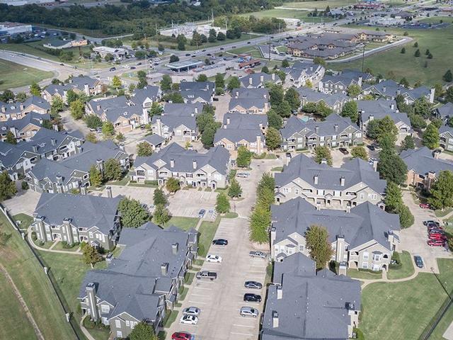 8110 S 107th East Ave - Photo 5 of 27