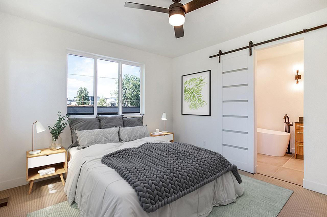 Swanky Sunnyside townhome near 41st & Fox light rail - Photo 4 of 31