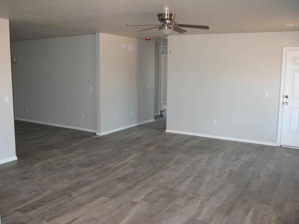 11615 Surrey Villas Ct - Photo 2 of 7