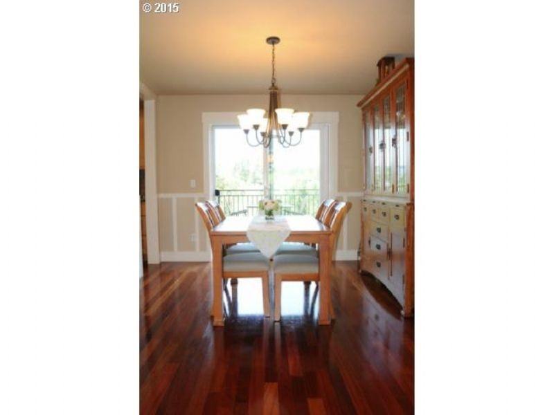 3283 39th Ct - Photo 3 of 13