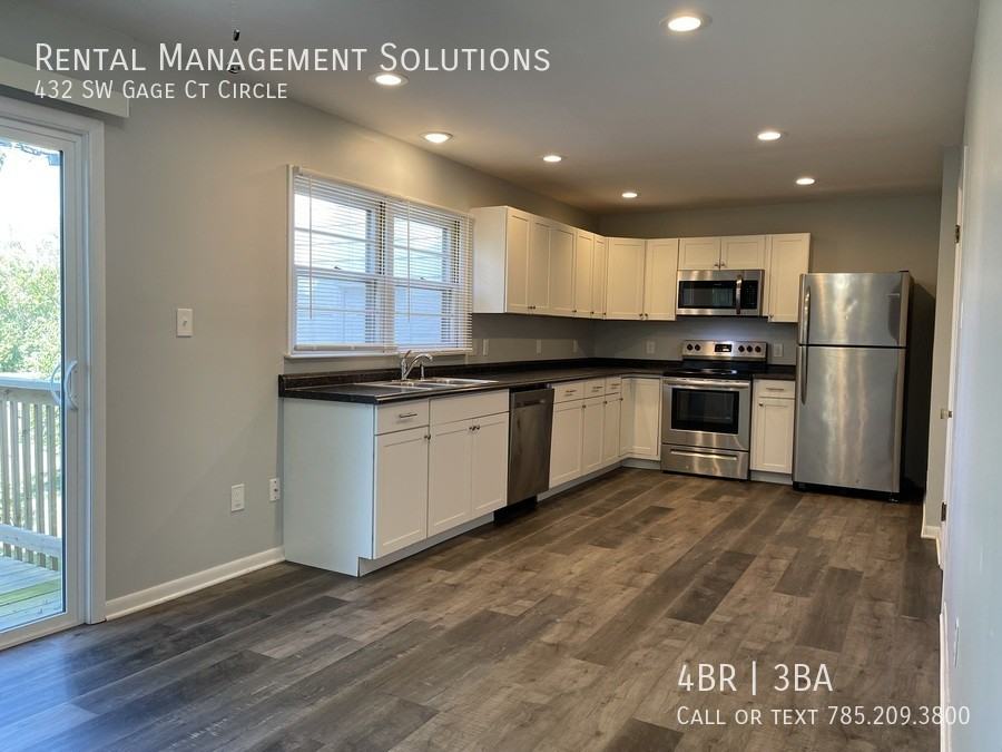 432 Sw Gage Court Cir - Photo 3 of 24