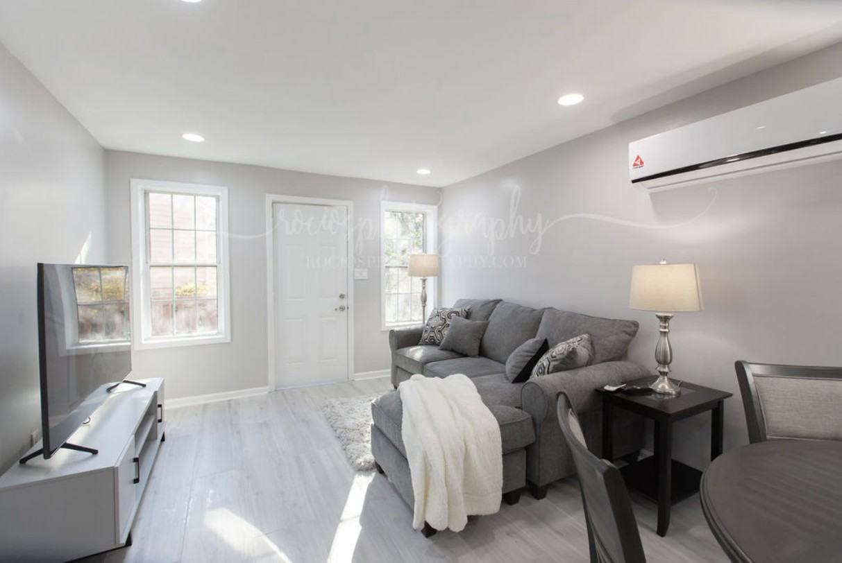 665 S Preston Ct - Photo 2 of 15