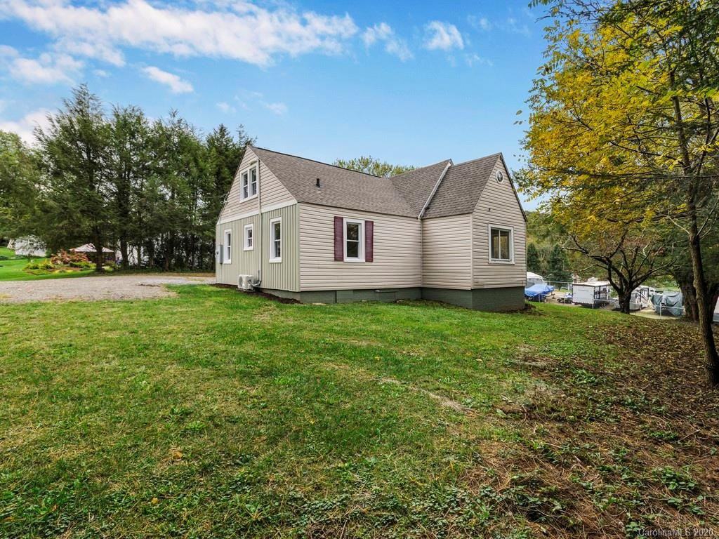 6349 Old Clyde Rd - Photo 3 of 18