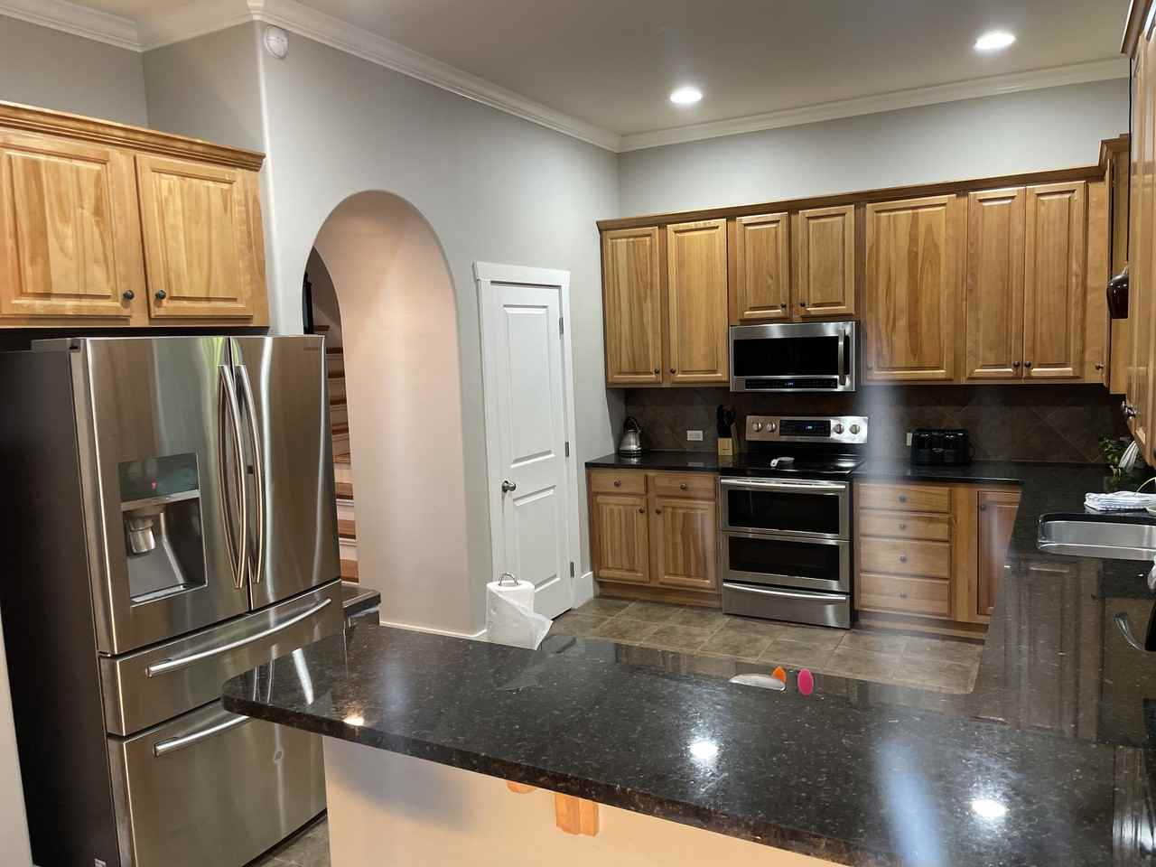 2093 Eagle Ridge Dr #NA - Photo 2 of 16