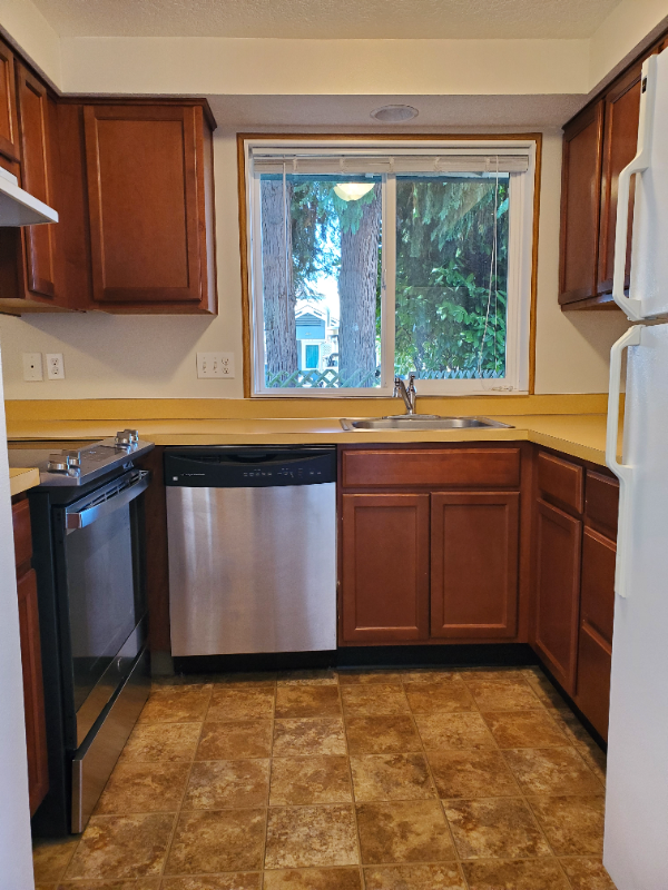 2019 Simpson Avenue #2019 - Photo 3 of 7