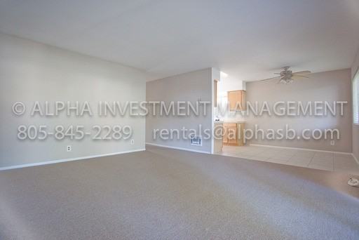 121 Burton Cir - Photo 3 of 15