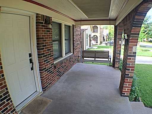 6124 Victor St - Photo 2 of 18